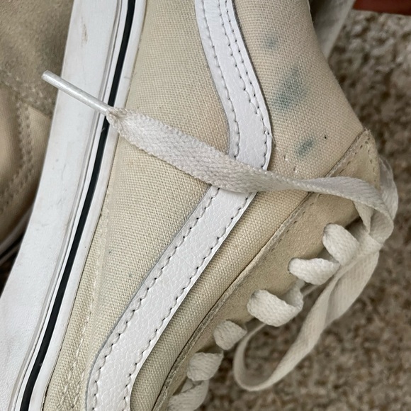 Cream Vans Old Skool - Picture 6 of 9